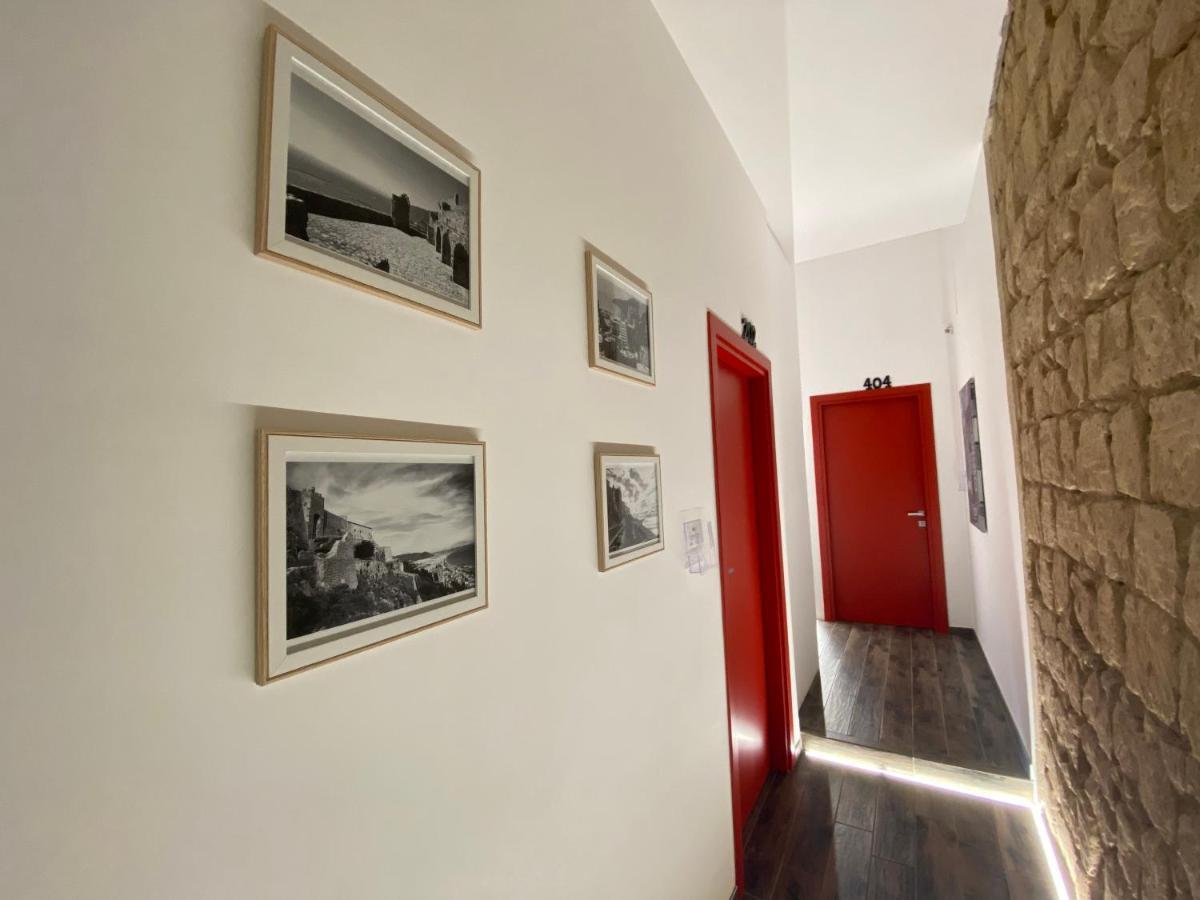 Holiday Guesthouse Salerno Exterior foto