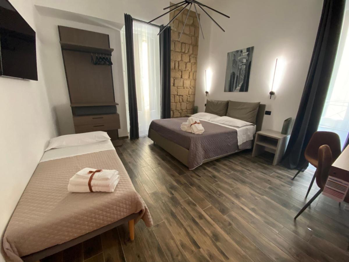 Holiday Guesthouse Salerno Habitación foto