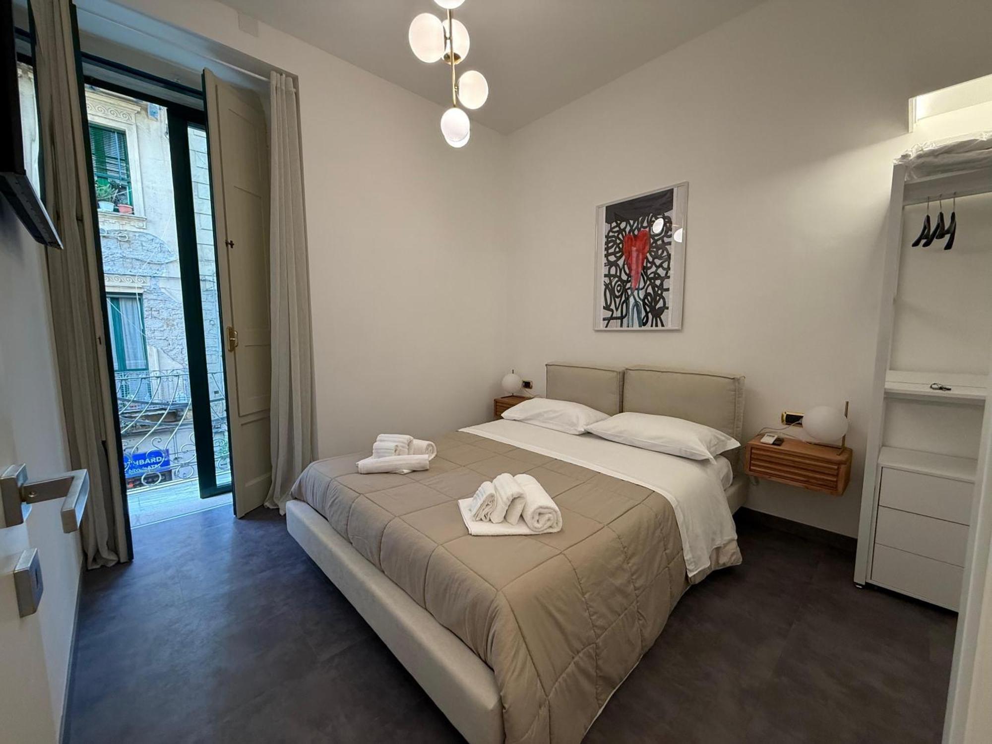 Holiday Guesthouse Salerno Exterior foto